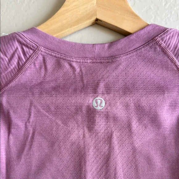 lululemon athletica Purple Short Sleeve Tee - Picture 4 of 5